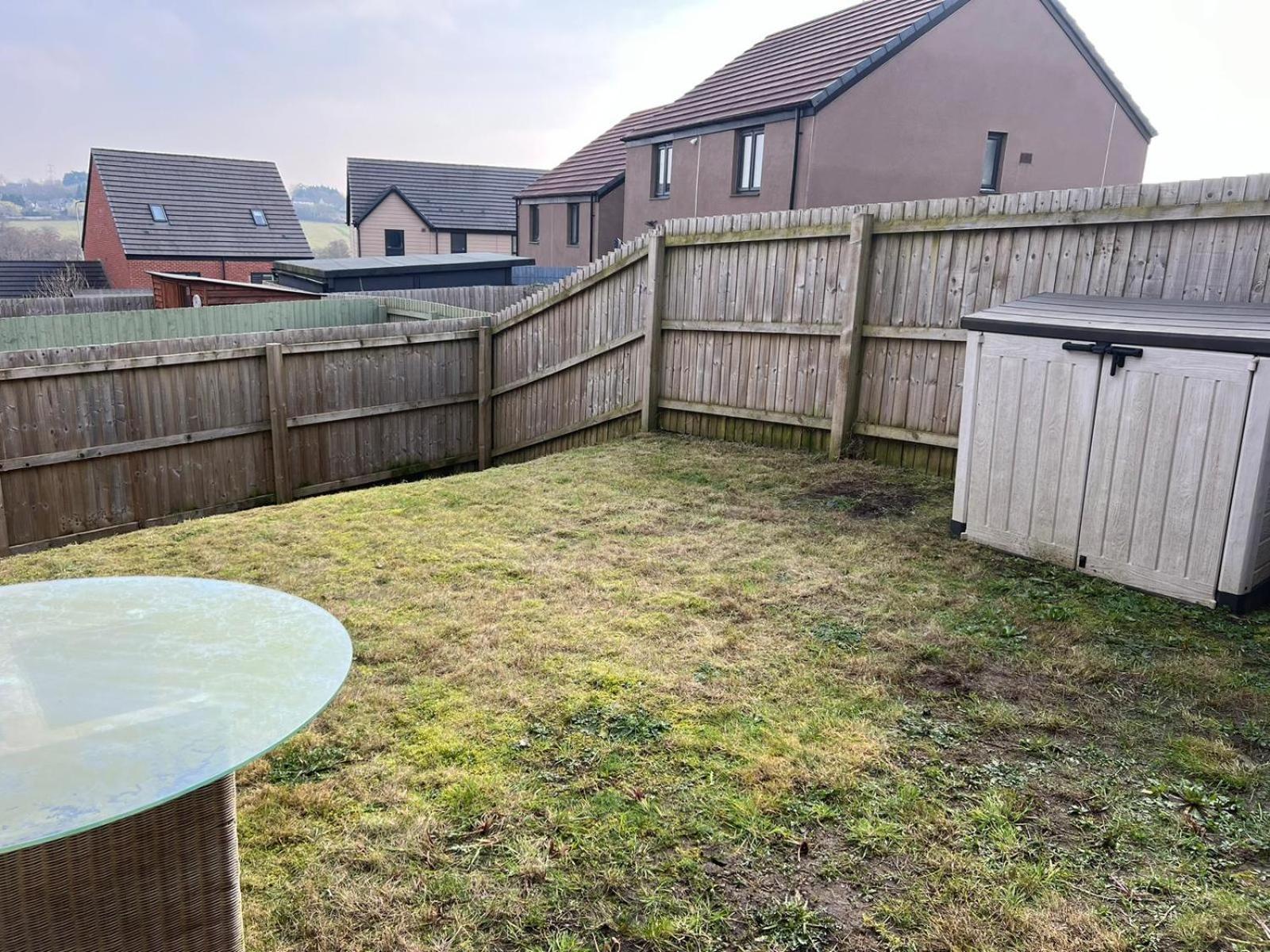 Village House St Mellons - Close To A48 And M4 Cardiff Extérieur photo